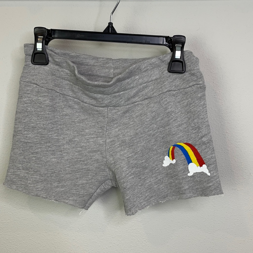 Wildfox NWT Grey Shorts with Rainbow Graphic - Picture 1 of 3